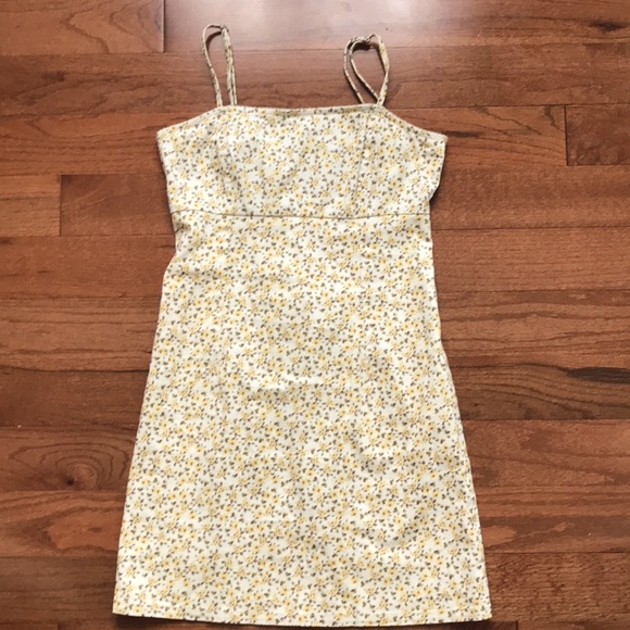 Target Dresses & Skirts - wild fable yellow floral dress